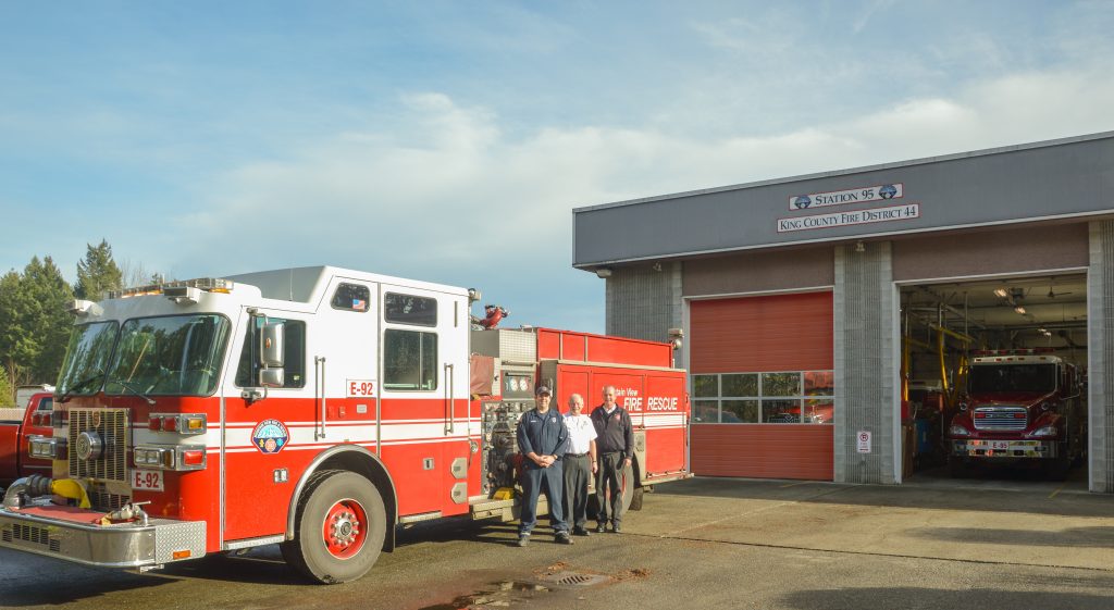 Mountain View Fire and Rescue Team with Rig